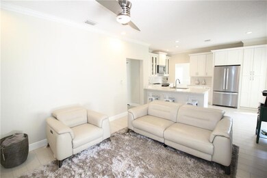 13986 S Cypress Cove Cir, Davie, FL 33325 - photo 4