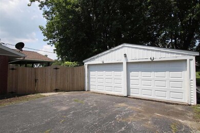 1717 Pleasant Ridge Rd, Maryville, IL 62062 - photo 3