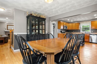 10 Reservoir Rd, Coventry, RI 02816 - photo 6