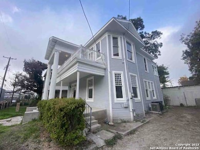 639 W Elmira St, San Antonio, TX 78212 - photo 3