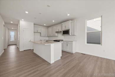 134 Furnas Dr, Batavia, IL 60510 - photo 7