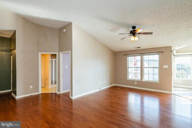 8363 Cypress Mill Rd, Nottingham, MD 21236 - photo 5