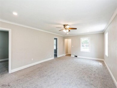 2623 E Walnut St, Des Moines, IA 50317 - photo 5