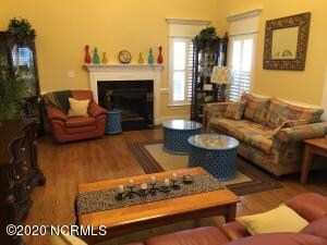 1128 Bryson Dr, Greenville, NC 27834 - photo 3