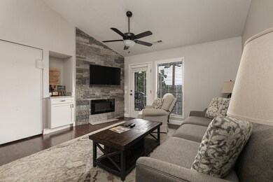 429 E Chinquapin unit 509, Branson, MO 65616 - photo 7