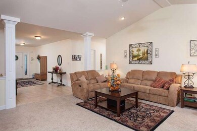 109 Farm View Ct, Douglassville, PA 19518 - photo 3