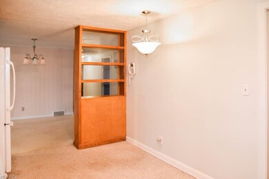 Dining area in the kitchen.