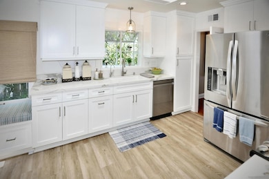 529 Fern Glen, La Jolla, CA 92037 - photo 6