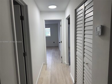 12215 W Dixie Hwy unit 103, North Miami, FL 33161 - photo 2