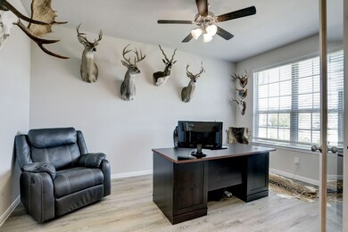 28104 Steepleridge Ct, Spring, TX 77386 - photo 4