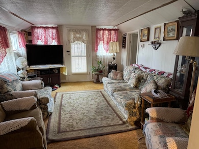 407 Hill St 6