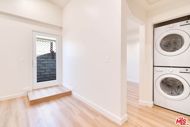 8326 Beckford Ave, Los Angeles, CA 91324 - photo 7