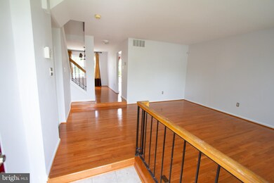 1042 Lake Shore Dr, Bowie, MD 20721 - photo 6