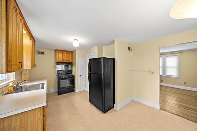 32 Paragon Rd, West Roxbury, MA 02132 - photo 5