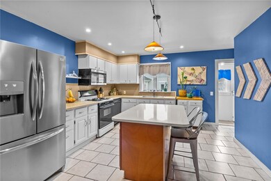 26 Dyer St, Warren, RI 02885 - photo 7