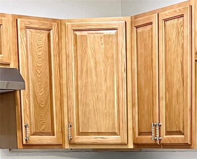 336 Killingly St unit J, Providence, RI 02909 - photo 5