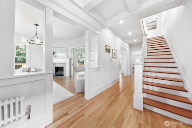 357 Garfield St, Seattle, WA 98109 - photo 6