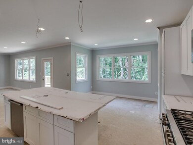 2207 Shiver Dr, Alexandria, VA 22307 - photo 7