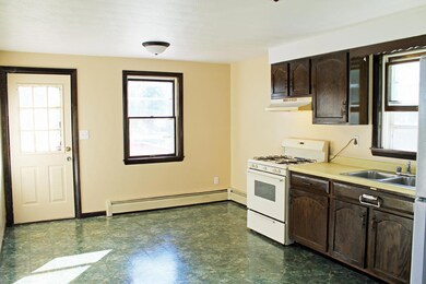 6-Kitchen-3