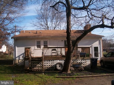 6114 Cipriano Rd, Lanham, MD 20706 - photo 4