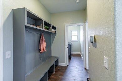 320 Captain Hopkins St, Prairie Grove, AR 72753 - photo 3