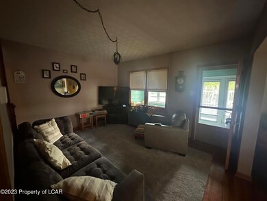 720 Tamaqua St, McAdoo, PA 18237 - photo 7