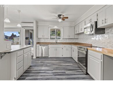 3139 Maple St, Longview, WA 98632 - photo 5