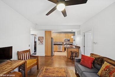 7639 N Greenview Ave unit 1E, Chicago, IL 60626 - photo 5