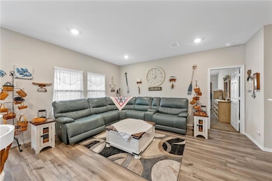 1072 Velvet Ct, Troy, TX 76579 - photo 4