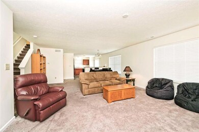 2613 Wildflower Ln, Greenwood, IN 46143 - photo 6