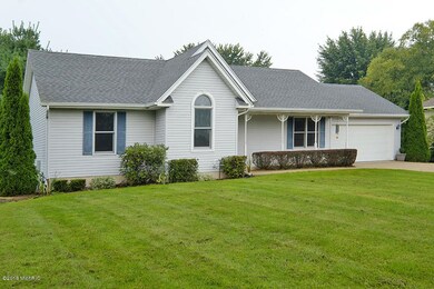 830 E. Lyons-2