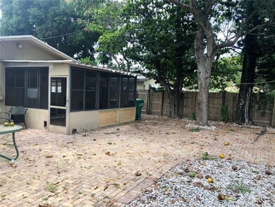 38 SE 11th St unit 2, Dania, FL 33004 - photo 7