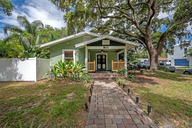 1920's ADORABLE bungalow in the heart of Old Seminole Heights