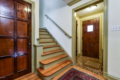 003-photo-foyer-6515309