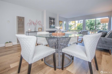 215 Red Rock Way unit 207J, San Francisco, CA 94131 - photo 5