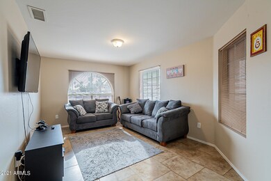 6-Living Room