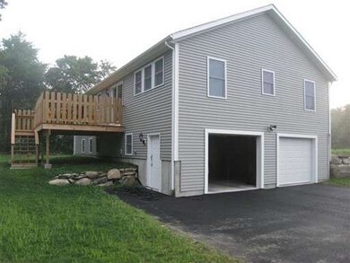 41 White St, Swansea, MA 02777 - photo 4