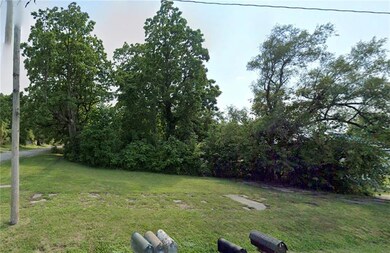 404 Babson St, Blockton, IA 50836 - photo 4