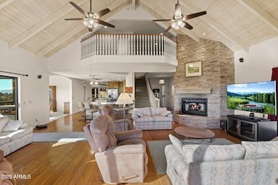 Living Room (2)