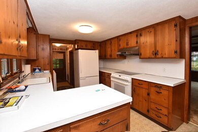 26 Fanning Ln, Greenville, RI 02828 - photo 4