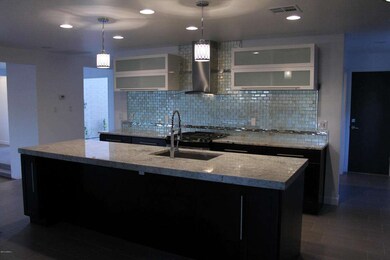 28th Kitchen 2