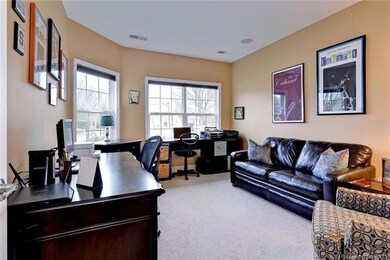 Spacious Flex-Room-