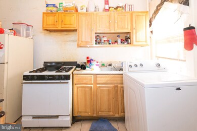 1115 Ellicott Dr, Baltimore, MD 21216 - photo 3