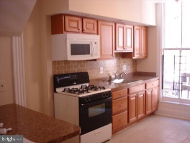 20 Parkin St, Baltimore, MD 21201 - photo 3