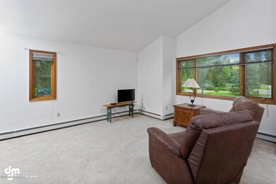 25-Living KJC_8688