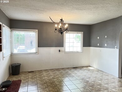 175 W Baltimore St, Heppner, OR 97836 - photo 6