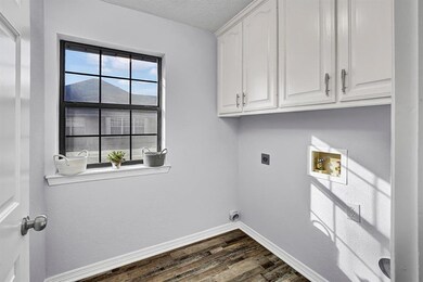 1004 Indian Ridge Dr, Denton, TX 76205 - photo 4