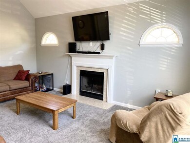 413 Camden Cove Cir, Calera, AL 35040 - photo 5