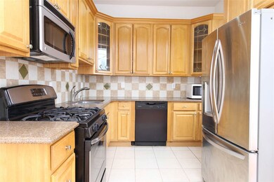 977 Summit Ave, Jersey City, NJ 07307 - photo 2