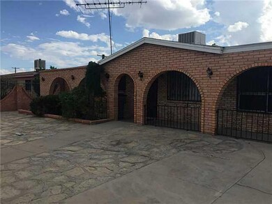 8234 Loma Terrace Rd, El Paso, TX 79907 - photo 2